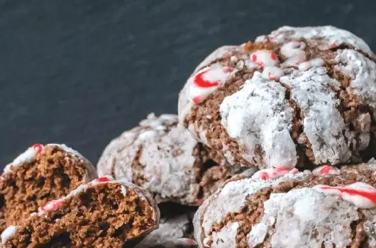 Chocolate Peppermint Crinkle Cookies
