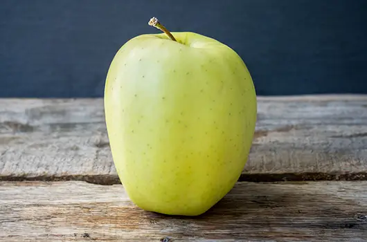 Apple Golden Delicious