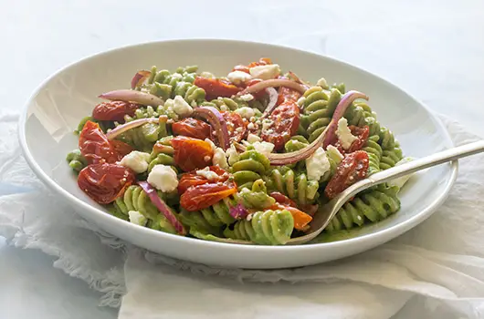 Creamy Avocado Pasta Salad