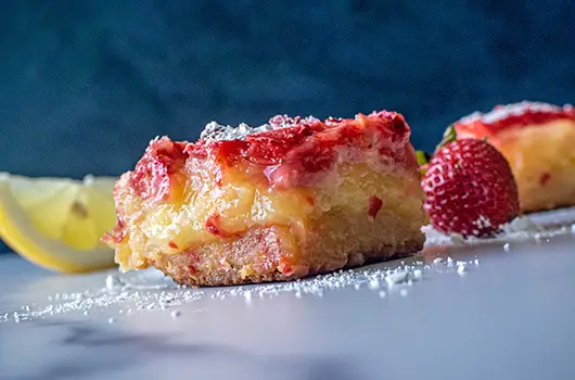 Strawberry Lemonade Bars
